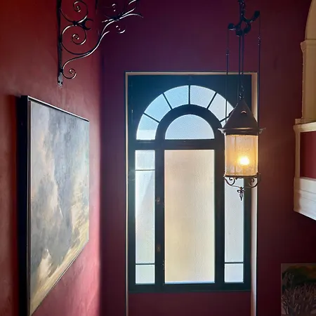 Villa Magdala-Chambre D'Hote-Suite ベッド・アンド・ブレックファスト
